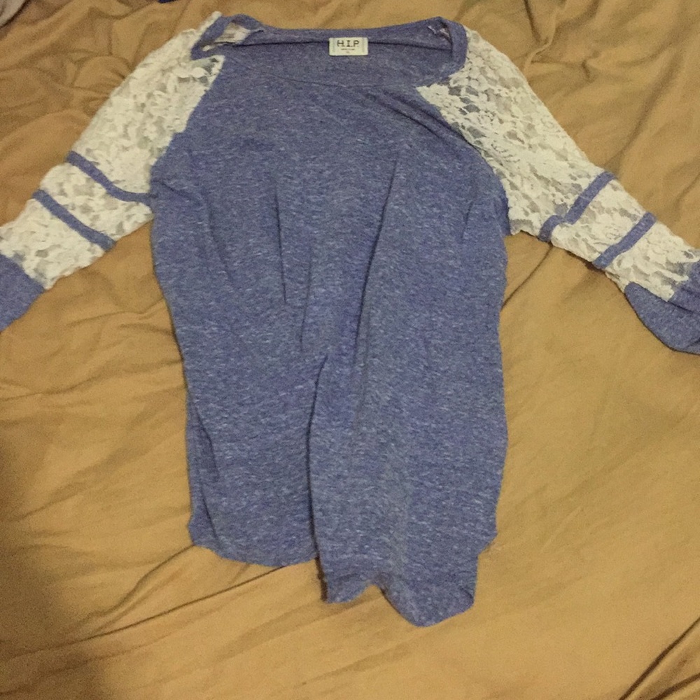 Clothes - Picture 13 of 16